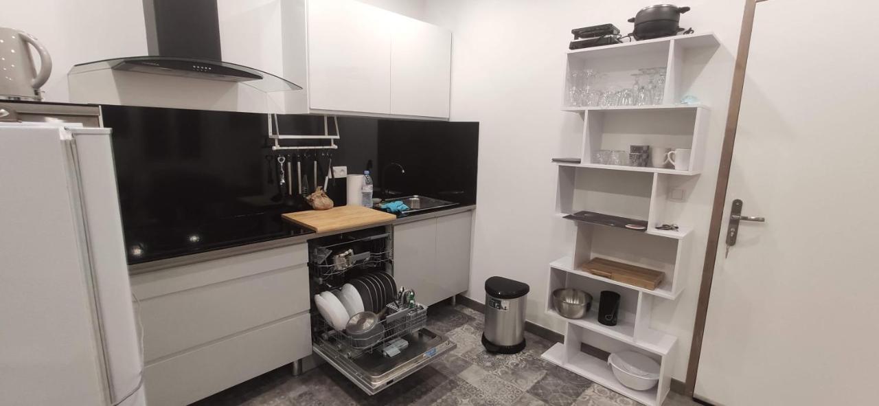 Joli Appartement Renove Avec Terrasse Brides-les-Bains Kültér fotó