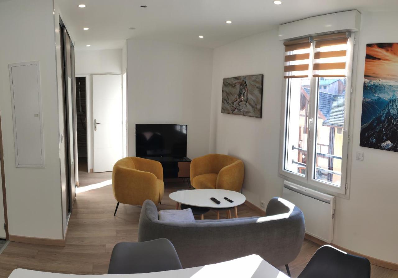 Joli Appartement Renove Avec Terrasse Brides-les-Bains Kültér fotó