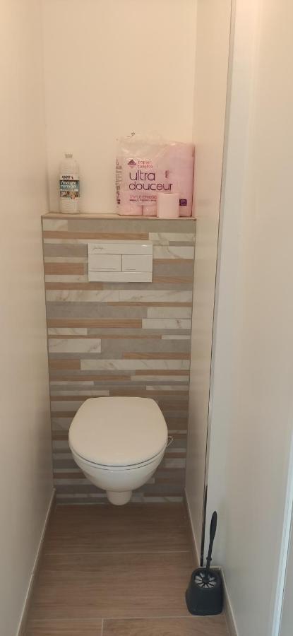 Joli Appartement Renove Avec Terrasse Brides-les-Bains Kültér fotó